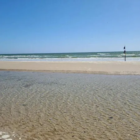 度假居 6 Person In *